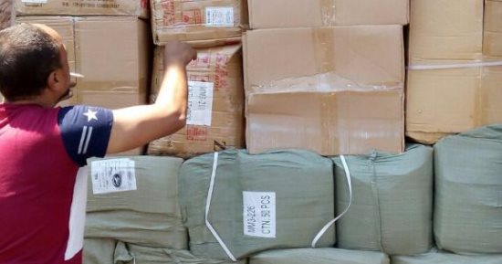 بالفيديو.. شرطة محور قناة السويس تضبط 400 ألف قطعة ألعاب نارية مهربة داخل حاويتين ببورسعيد
