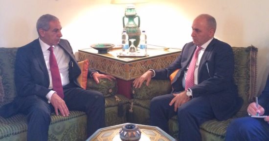 سفير العراق: هناك فكرة لتزويد بغداد ببضائع مصرية مقابل تزويد القاهرة بالنفط