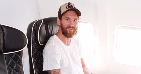 ميسى يطير إلى موناكو لحضور حفل الاتحاد الأوروبى