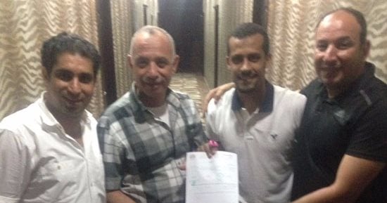 شاهد.. روقة بقميص الزمالك بعد التوقيع رسميًا