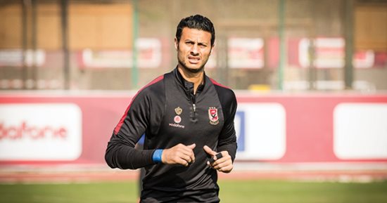 الشناوى ينشر صور منتخب مصر خلال السفر لروسيا