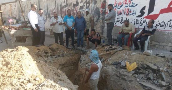 أهالى نجع العرب بالإسكندرية يشكون من توقف مشروع الصرف الصحى بسبب خط غاز