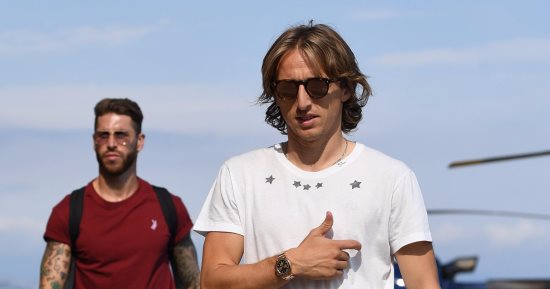 ريال مدريد يوافق على تخفيض الـ750 مليون يورو لبيع مودريتش بشرط