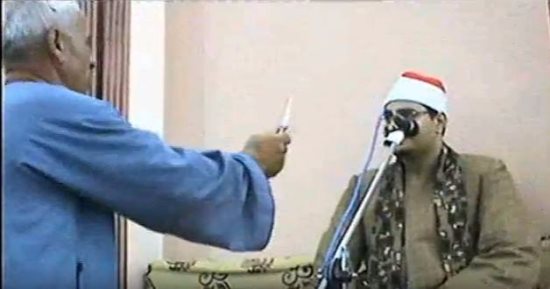حمدى نصر يكتب: أرجوكم لا تُعجبوا بى ولا بكلامى