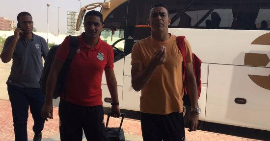 بالصور.. الحضرى أول الحضور لتجمع الفراعنة.. وكريم حافظ يصل السبت