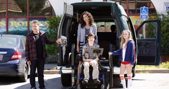 مينى درايفر تعود بموسم جديد من الدراما الكوميدية Speechless