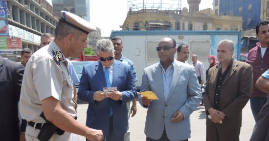بالصور.. مساعد وزير الداخلية لوسط الدلتا يتفقد الحالة المرورية بمدينة طنطا