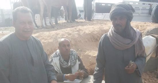 التفاصيل الكاملة فى واقعة سقطة "حمزة أبو سحلى".. نائب فرشوط حاول إجبار ضباط القسم على أخذ سيدتين وشخص مضبوطين فى واقعة قطع الطريق وتهريب أسلحة.. وهدد أفراد القسم بنقلهم عن طريق وزير الداخلية