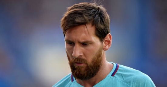 بالفيديو.. ميسي يهدر ركلة جزاء أمام ألافيس!