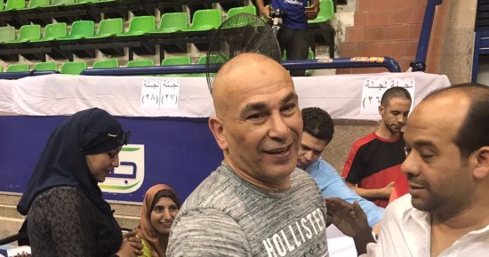 بالفيديو.. إبراهيم حسن يصوّت فى عمومية النادي الأهلي