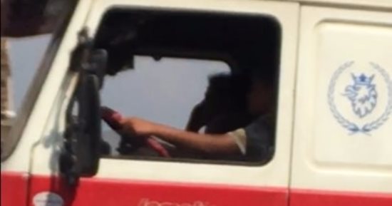 بالفيديو.. قارئ يرصد طفلا يقود تريلا على طريق "بنها - المنصورة"