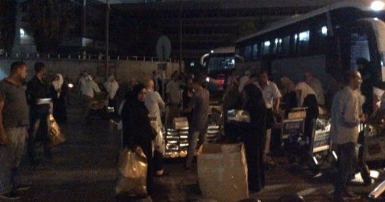 بالصور.. سلطات المطار تخصص فرقًا لتسهيل إجراءات سفر الحجاج الفلسطينيين