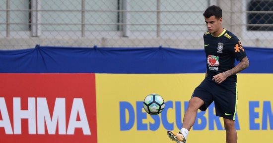 بالفيديو.. كوتينيو يخدع ليفربول ويظهر فى تدريبات البرازيل