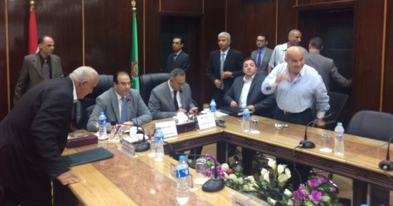 نائب وزير الإسكان يصل الدقهلية لدراسة تطوير عزبة الصفيح ومئذنة الأمير