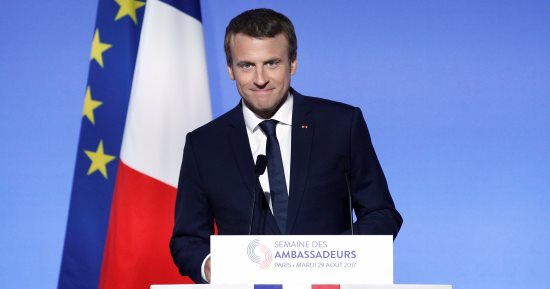 ماكرون: فرنسا تقترب من إنشاء مجلس رئاسى لأفريقيا يضم 11 عضوا متطوعا