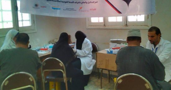 استمرار القافلة الطبية بدسوق وإجراء الكشف والتحاليل لـ1528 مواطنا