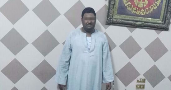 ضبط عاطل بحوزته نصف كيلو أفيون بقصد الاتجار في سوهاج