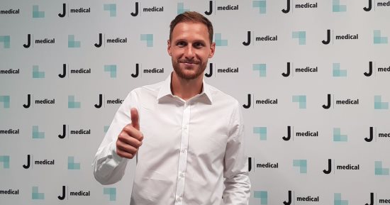 بالصور .. يوفنتوس يعلن ضم الألمانى هوفيديس