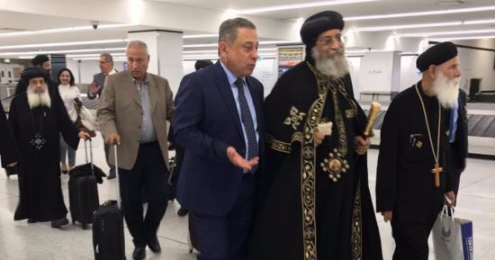 "الكذب باسم البابا".. إعلام الإخوان والتمويل الأجنبى يواصل جرائمه فى حق المصريين.. مواقع مشبوهة تطلق شائعات بدعوة البابا قبول المهاجرين الأقباط إلى أستراليا.. "راعى الكنيسة" ينفى ووعى المصريين يحبط المؤامرة