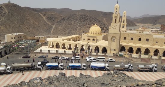 اليوم.. الصوفيون يحتفلون باليلة الختامية لمولد أبو الحسن الشاذلى بمرسى علم