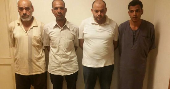 ضبط مسئول بـ"التموين" لاستيلائه على 15 مليون جنيه من 19 ألف بطاقة