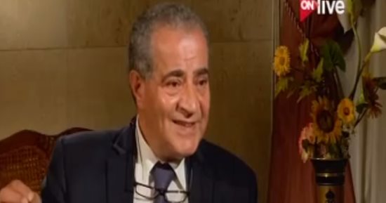 وزير التموين: انتهاء غربلة القمح الرومانى.. وشحنة "الفرنسى" تنتظر النيابة