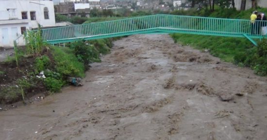 تضرر 19 ألف أسرة نازحة من الأمطار بمحافظة مأرب