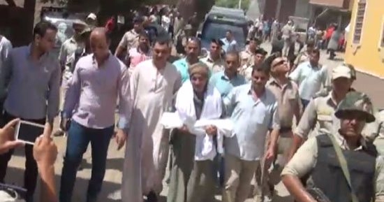 الجهود الأمنية والشعبية تنهى خصومة فى المنيا بـ5 ملايين جنيه "شرط جزائى"