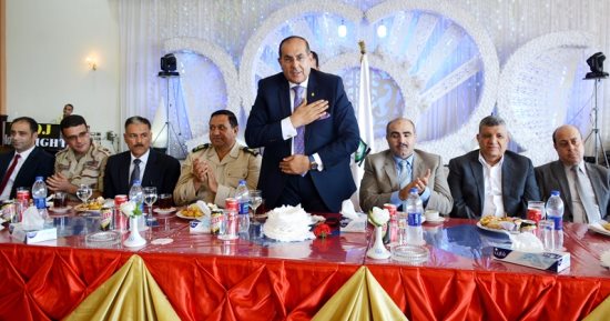 بالصور ..محافظ سوهاج يستقبل المهنئين بعيد الأضحى بنادى التجديف