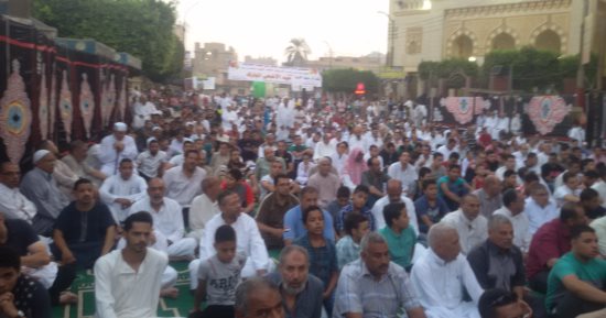 بالصور.. الآلاف يؤدون صلاة عيد الأضحى المبارك بمحافظة بنى سويف 