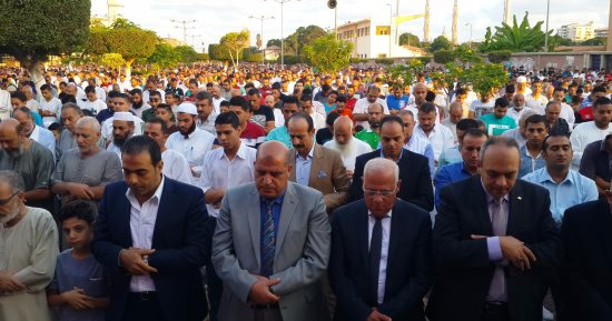 بالصور.. الآلاف يؤدون صلاة عيد الأضحى المبارك ببورسعيد