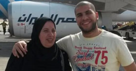 بالصور.. والدة الشهيد أحمد حجازى من الأراضى المقدسة: أدعو الله أن يحفظ مصر