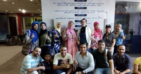  فريق شباب الخير ينشر البهجة فى قلوب المرضى والفقراء بـ "اللحمة والعيدية "