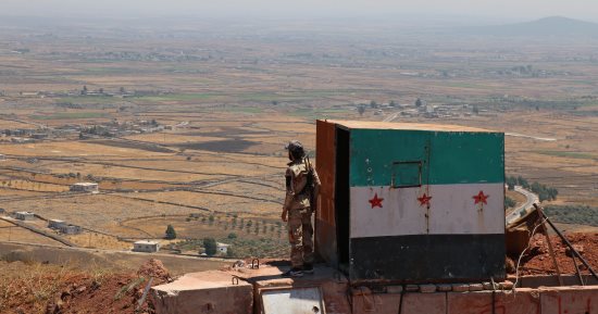 سانا: الجيش السورى يدمر آليات وتحصينات لداعش فى دير الزور ومحيطها