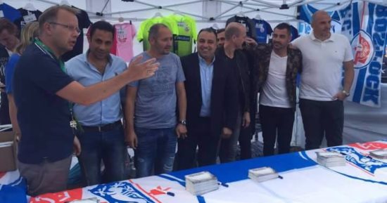 بالصور.. "هانزا روستوك" الألمانى يكرم محمد عمارة وياسر رضوان