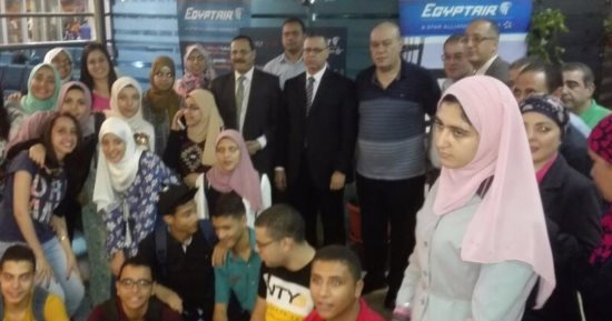 أوائل الثانوية العامة يغادرون إلى الصين 