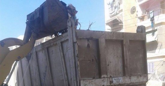 بالصور .. الوحدات المحلية بدمياط تكثف حملات النظافة ورش المبيدات