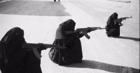 فرنسا: لائحة اتهام بحق أربع نساء بعد عودتهن من سوريا