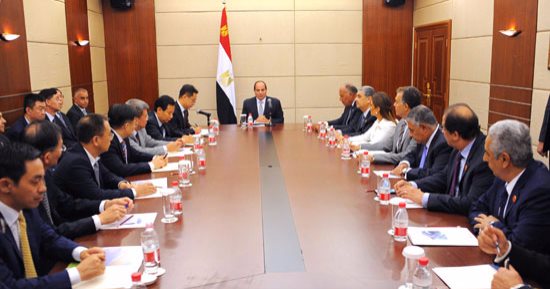 السيسي لرؤساء الشركات الصينية: نسعى لأفضل العروض فى التعاقد بشتى المشروعات
