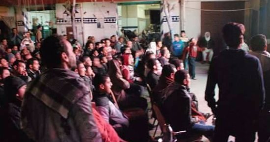 بالصور.. حشد جماهيرى بدمنهور لمتابعة مباراة مصر وأوغندا