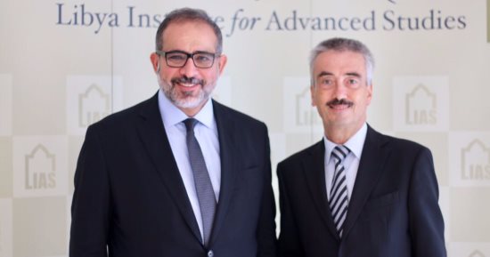 العارف النايض يبحث مع سفير بريطانيا لدى ليبيا الأزمة السياسية الراهنة 