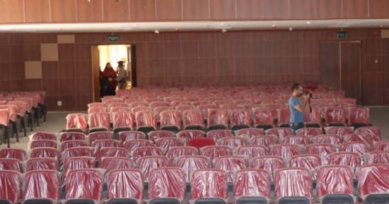 عرض "شعر ناعسة" بقصر ثقافة مصطفى كامل بالإسكندرية