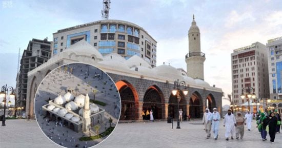 بالصور.. الحجاج المصريون يتوجهون لمسجد الغمامة للصلاة فيه.. ضيوف الرحمن يلتقطون السليفى في مكان صلاة النبي على النجاشي وتظليل غمامة عليه لحجب الشمس عنه.. الجامع يقع على بعد 500 متر من الحرم المدني 