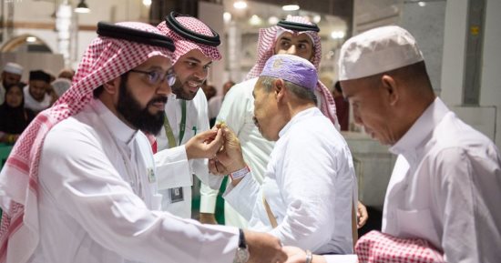"حجة مباركة يا عائدين من مكة".. رئيس بعثة الحج: تفويج الحجاج حتى 23 سبتمبر.. وزير الداخلية يوجه بسرعة إنهاء الإجراءات بالمطارات.. والسعودية تودع ضيوف الرحمن بالطيب والهدايا.. وارتفاع حالات الوفاة لـ 69 حاجا 