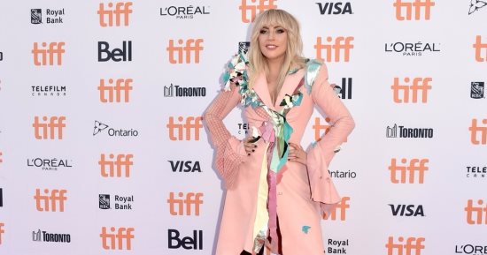 بالصور.. ليدى جاجا تحضر عرض "Gaga: Five Foot Two on" بمهرجان تورنتو