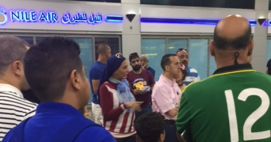 بالصور.. تأجيل غير مسبب لرحلات المصرية للطيران.. والركاب يستغيثون بشرطة السياحة