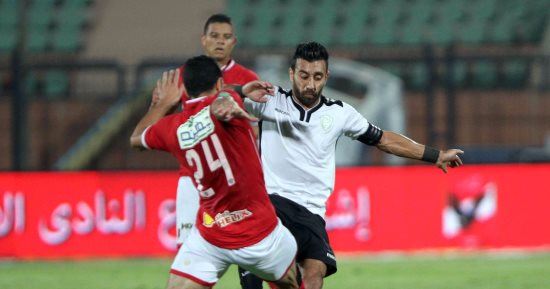 بالصور.. الأهلي يبدأ رحلة الدفاع عن الدورى بتعادل "باهت" أمام الطلائع