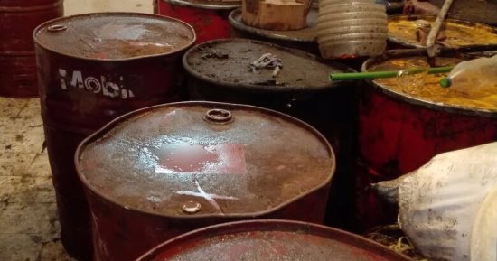 ضبط 26 طن زيت غير صالح للاستهلاك بالإسكندرية