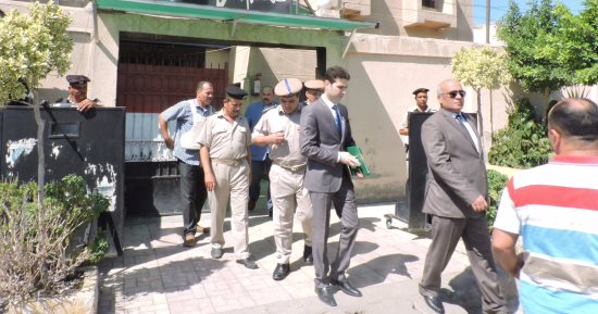 مدير أمن البحيرة يتفقد مركز شرطة دمنهور ويشدد على حسن معاملة المواطنين