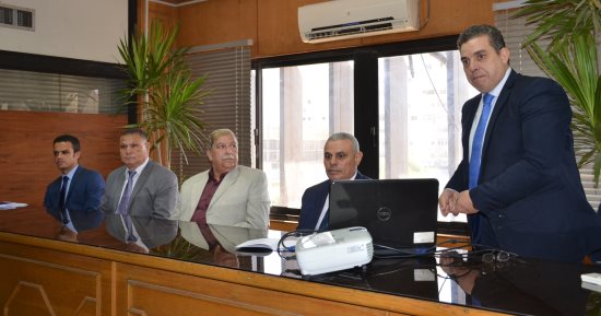 محافظ الإسماعيلية يشهد دورة تفعيل قانون تفضيل المنتجات المصرية 